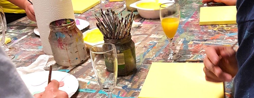 Kreativer Junggesellinnenabschied im Atelier