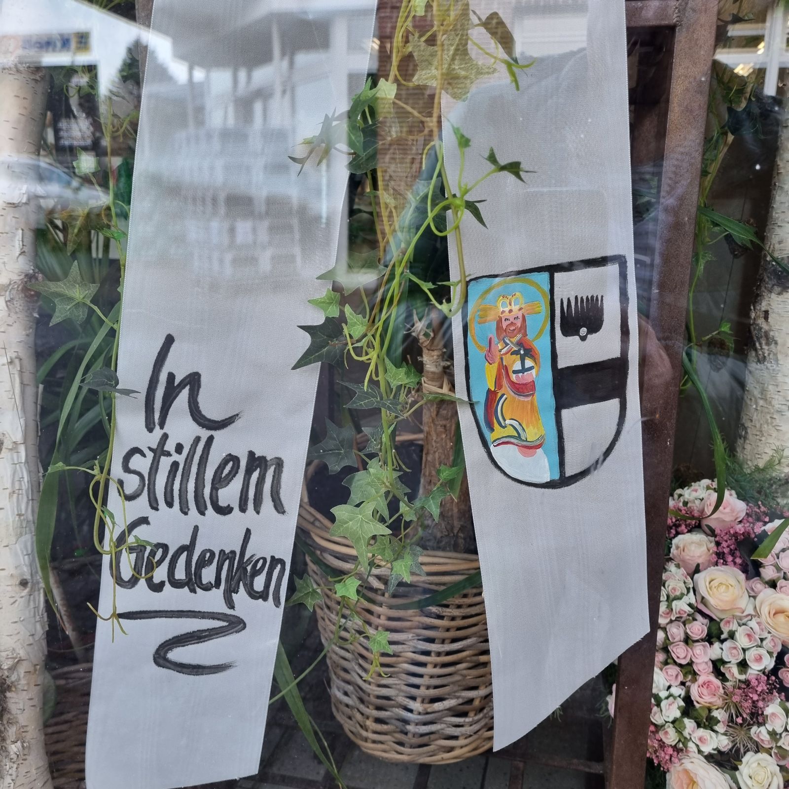 Handgeschriebene Trauerschleifen – persönlich und individuell — Eindruck 2