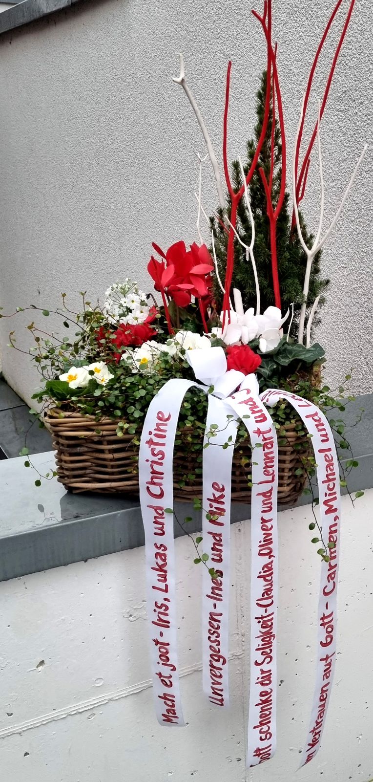 Handgeschriebene Trauerschleifen – persönlich und individuell — Eindruck 3
